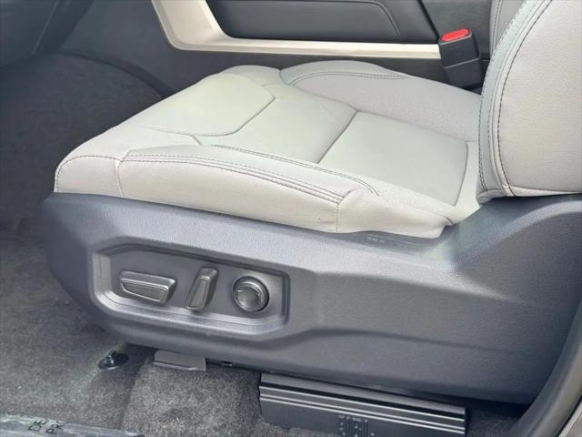 2026 Toyota Tundra Limited CrewMax 5.5' Bed