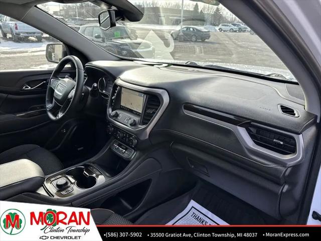 2023 GMC Acadia AWD AT4