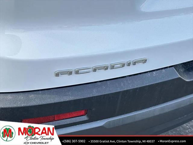 2023 GMC Acadia AWD AT4