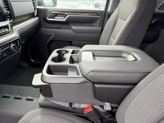 2026 Chevrolet Silverado 2500HD Crew Cab, Standard Bed, LT, 4WD