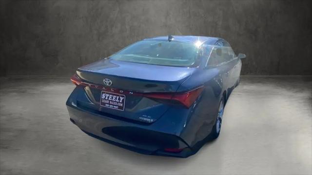 2019 Toyota Avalon Hybrid XLE