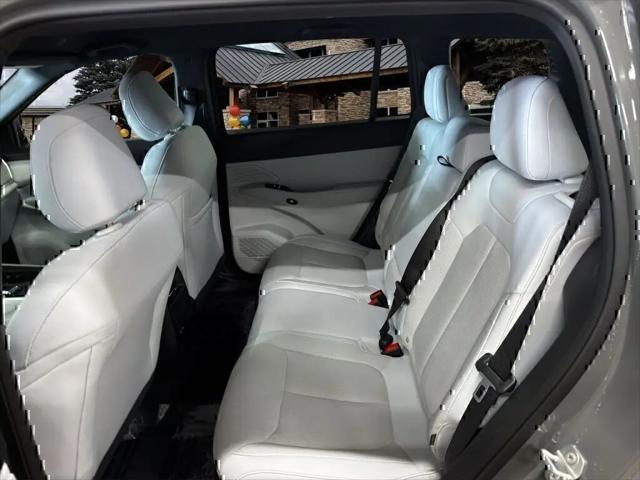 2026 Jeep Cherokee Laredo 4x4
