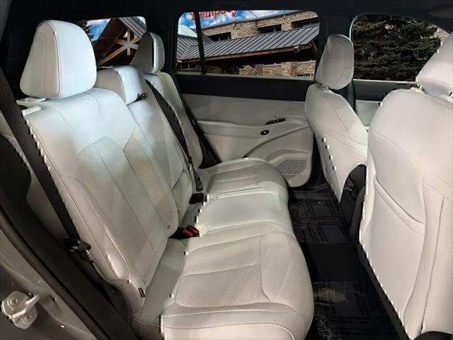 2026 Jeep Cherokee Laredo 4x4