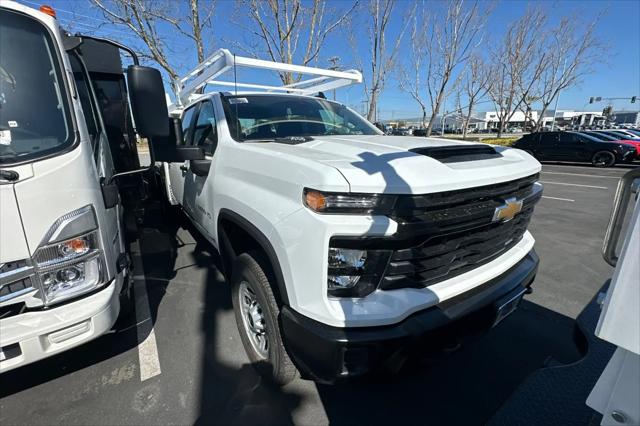 2026 Chevrolet Silverado 3500HD Crew Cab, Long Bed, WT Dual Rear Wheel, RWD