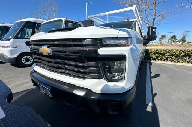2026 Chevrolet Silverado 3500HD Crew Cab, Long Bed, WT Dual Rear Wheel, RWD