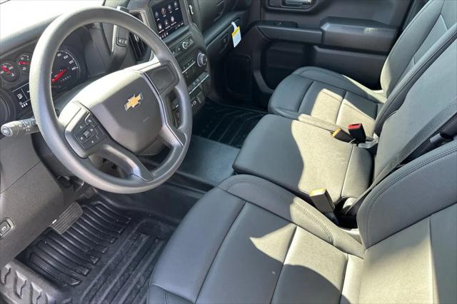 2026 Chevrolet Silverado 3500HD Crew Cab, Long Bed, WT Dual Rear Wheel, RWD