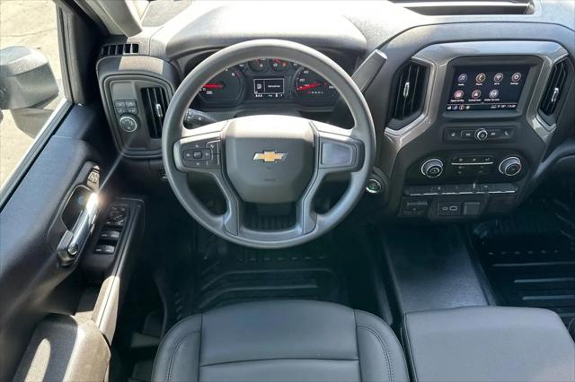 2026 Chevrolet Silverado 3500HD Crew Cab, Long Bed, WT Dual Rear Wheel, RWD