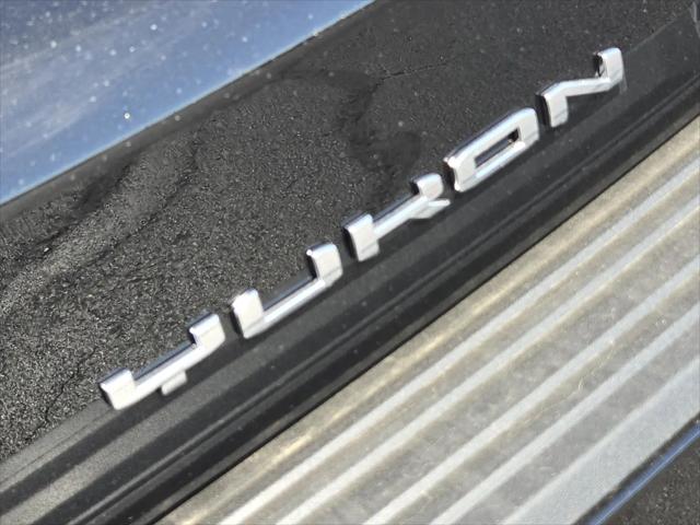 2026 GMC Yukon XL 4WD AT4