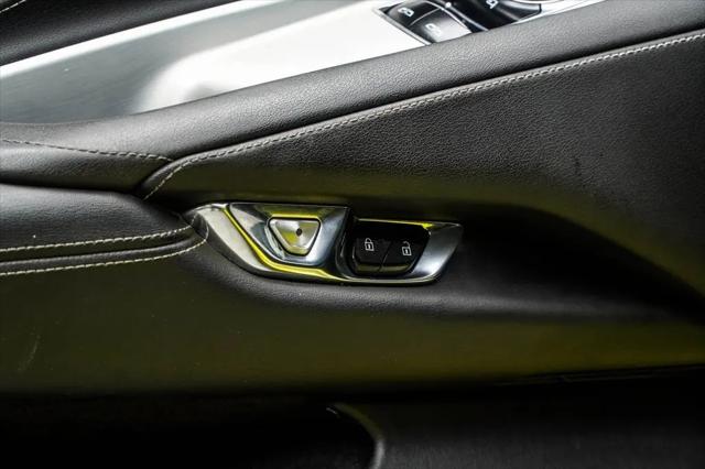 2020 Chevrolet Corvette Stingray RWD Coupe 2LT