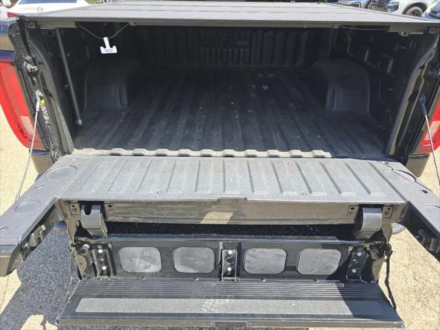 2025 GMC Sierra 1500 4WD Crew Cab Short Box Denali