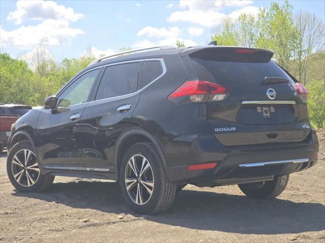 2017 Nissan Rogue SL