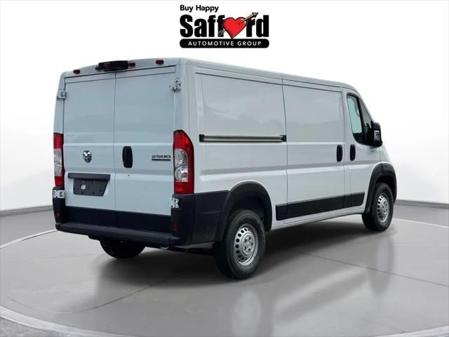 2026 Ram ProMaster 2500 Cargo Van Tradesman Low Roof 136" WB w/Pass Seat
