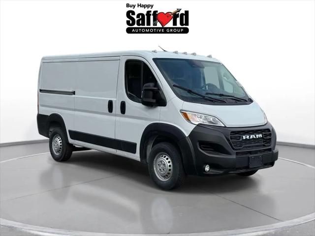 2026 Ram ProMaster 2500 Cargo Van Tradesman Low Roof 136" WB w/Pass Seat