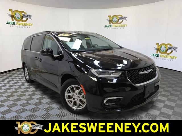 2024 Chrysler Pacifica Touring L for sale in Florence, KY
