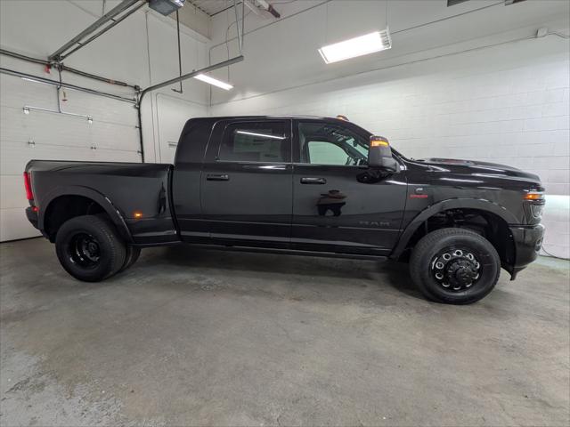 2026 RAM Ram 3500 RAM 3500 LIMITED MEGA CAB 4X4 64 BOX
