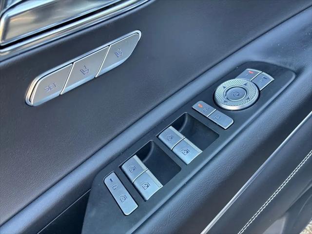 2025 Genesis GV80 2.5T Standard AWD