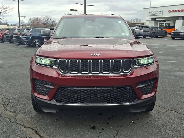 2023 Jeep Grand Cherokee Laredo 4x4