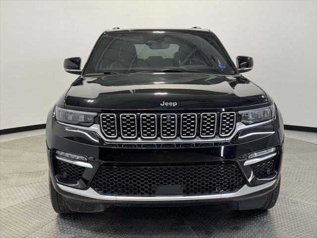 2023 Jeep Grand Cherokee Summit 4x4 2023 Jeep Grand Cherokee Summit 4x4