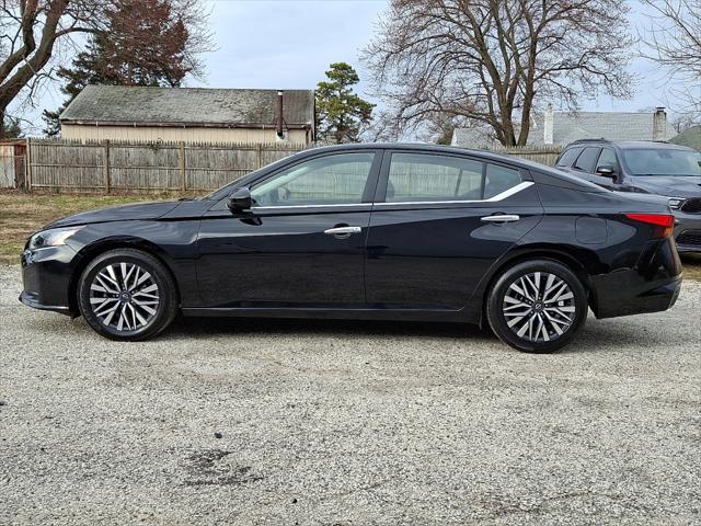 2023 Nissan Altima SV FWD