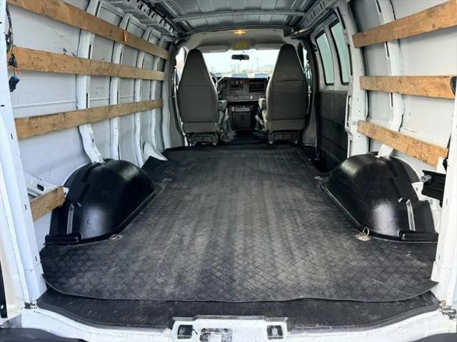 2019 GMC Savana 2500 Work Van