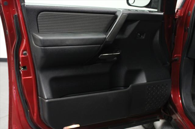 2013 Nissan Titan SV