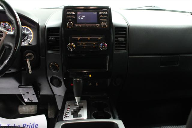 2013 Nissan Titan SV