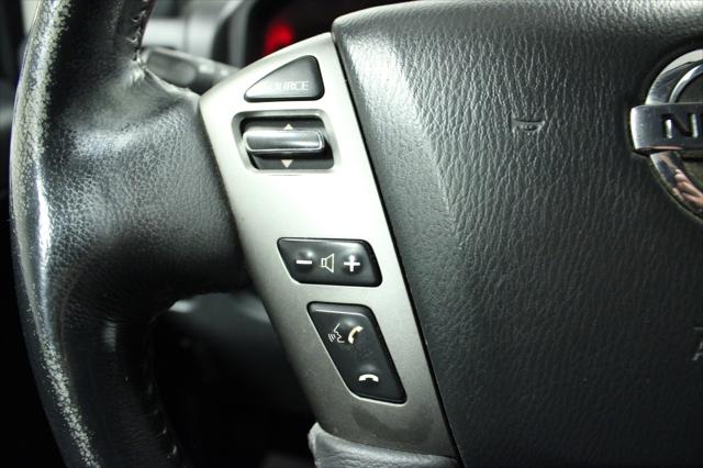 2013 Nissan Titan SV