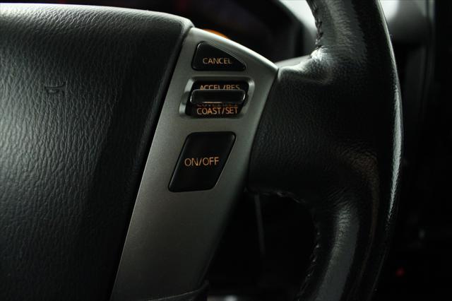 2013 Nissan Titan SV
