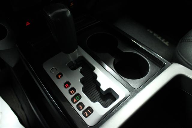 2013 Nissan Titan SV