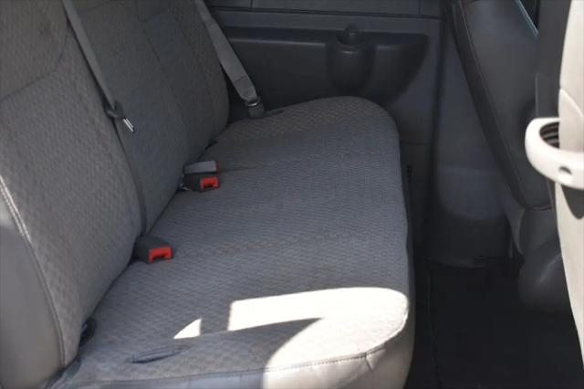 2023 Chevrolet Express Passenger RWD 3500 Extended Wheelbase LT