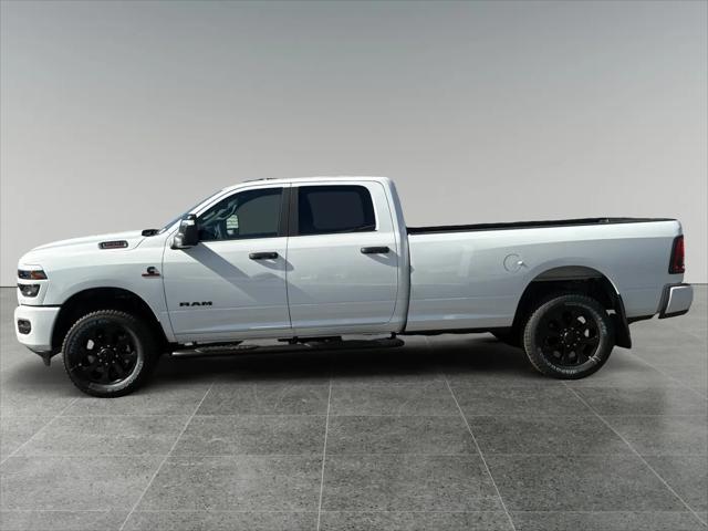 2026 Ram 3500 Big Horn Crew Cab 4x4 8' Box