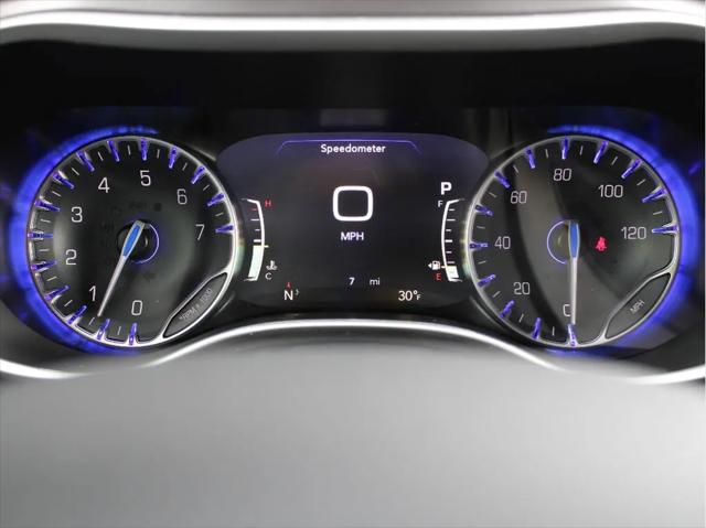 2026 Chrysler Pacifica Select AWD
