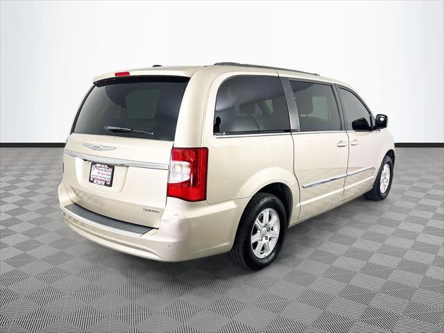 2012 Chrysler Town & Country Touring