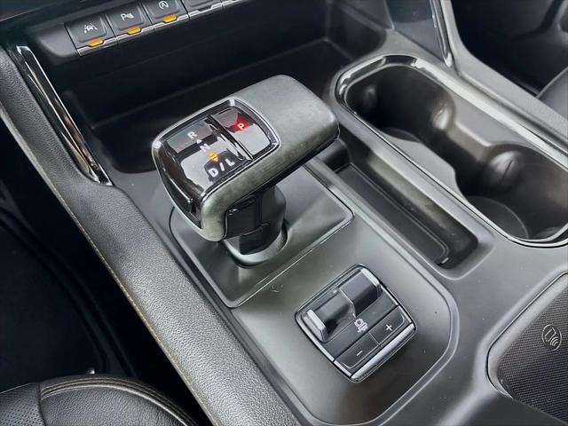 2023 GMC Sierra 1500 4WD Crew Cab Short Box AT4