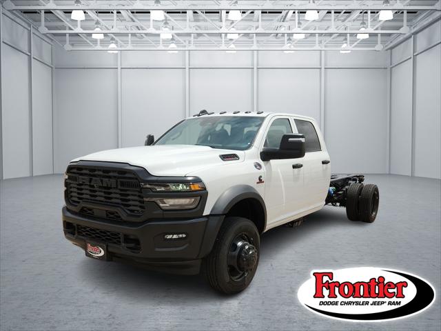 2026 RAM Ram 5500 Chassis Cab RAM 5500 TRADESMAN CHASSIS CREW CAB 4X4 84 CA