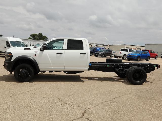 2026 RAM Ram 5500 Chassis Cab RAM 5500 TRADESMAN CHASSIS CREW CAB 4X4 84 CA