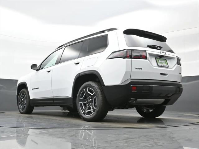 2026 Jeep Cherokee Laredo 4x4