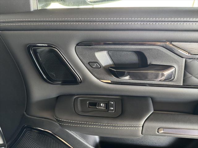 2026 Ram 1500 Limited Crew Cab 4x4 5'7" Box