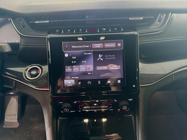 2022 Jeep Grand Cherokee L Altitude 4x2