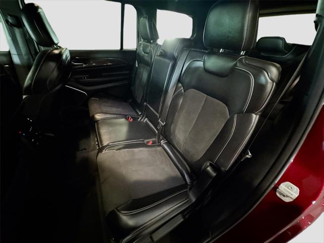 2022 Jeep Grand Cherokee L Altitude 4x2