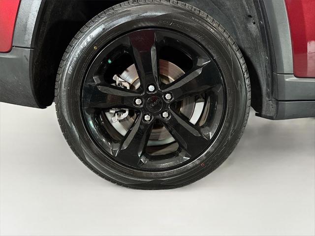 2022 Jeep Grand Cherokee L Altitude 4x2