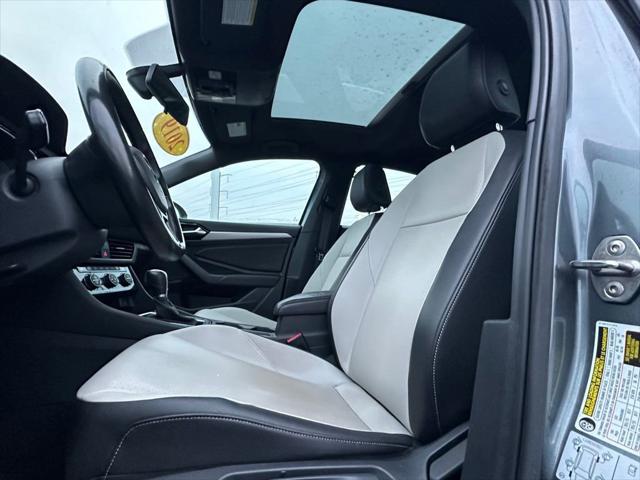 2019 Volkswagen Jetta 1.4T R-Line