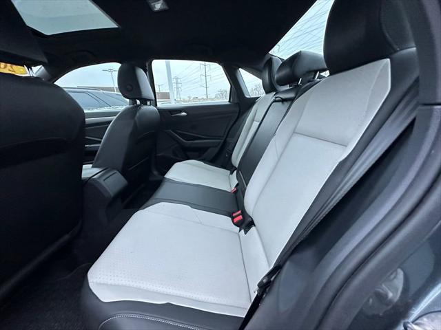 2019 Volkswagen Jetta 1.4T R-Line