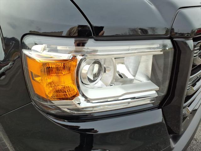 2022 GMC Canyon 4WD Crew Cab Short Box Elevation