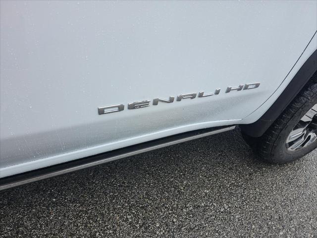 2026 GMC Sierra 3500HD Crew Cab, Long Bed, Denali Dual Rear Wheel, 4WD