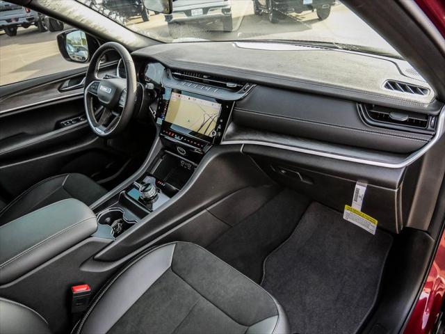 2026 Jeep Grand Cherokee L Altitude 4x4