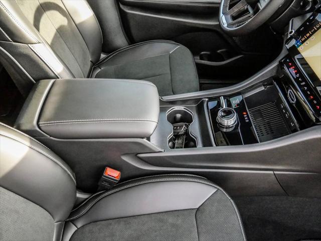 2026 Jeep Grand Cherokee L Altitude 4x4
