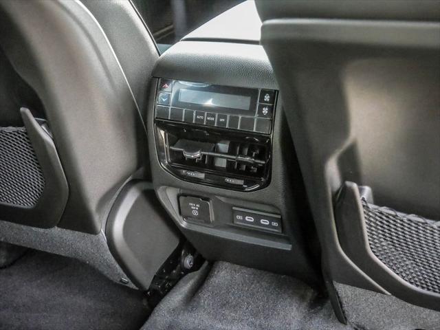 2026 Jeep Grand Cherokee L Altitude 4x4