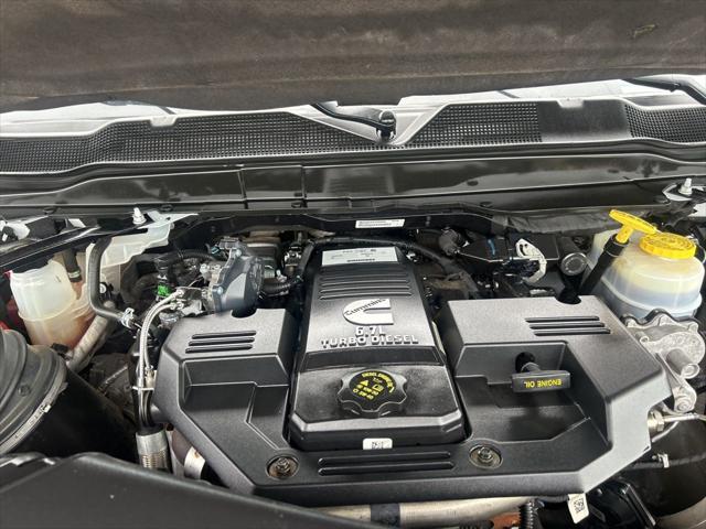 2024 Ram 3500 Limited Longhorn Crew Cab 4x4 8' Box