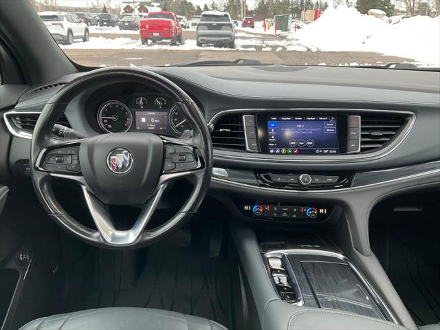 2022 Buick Enclave AWD Essence